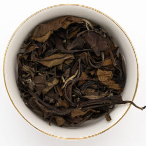 Бай Му Дань "Аромат часу"